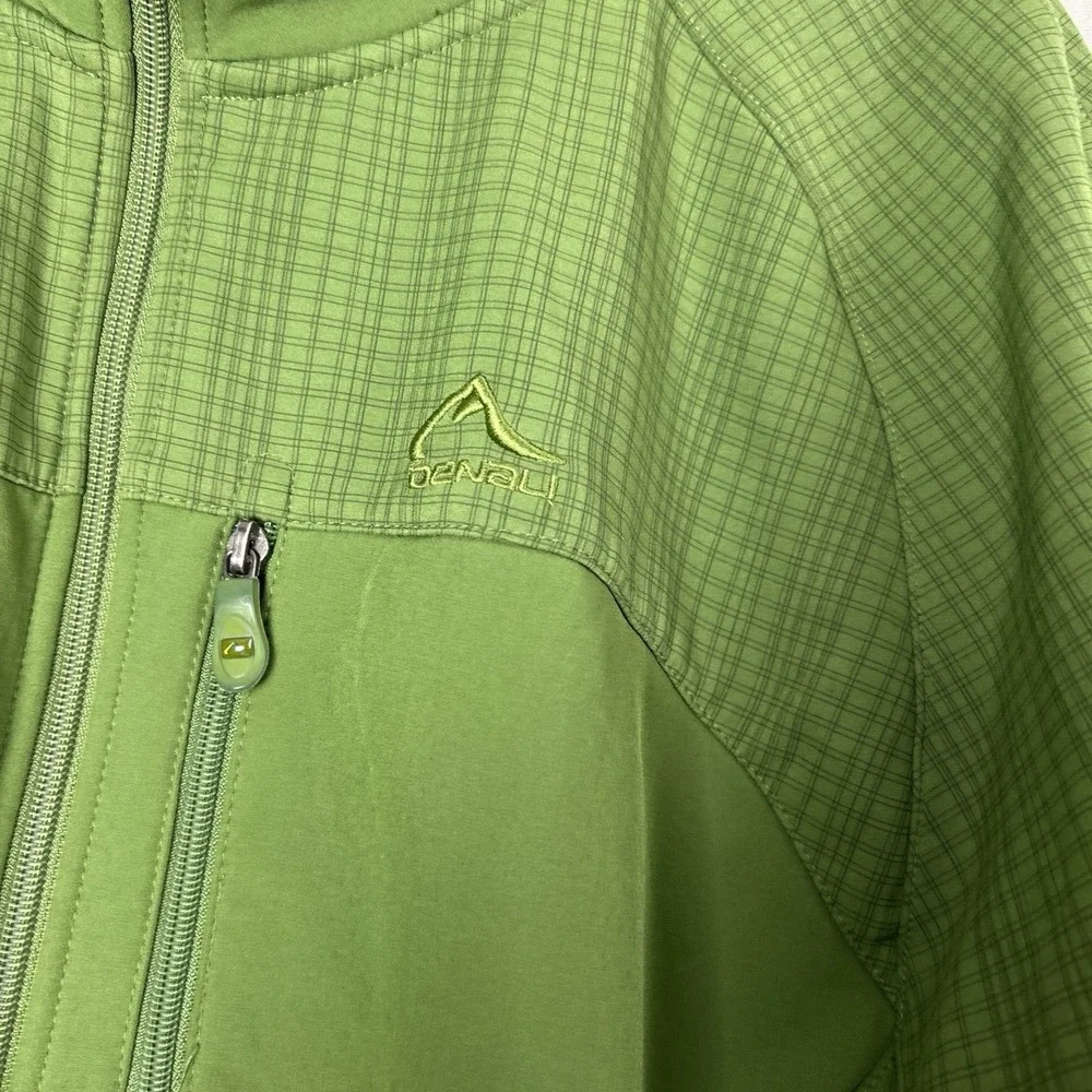 Denali Green Softshell Jacket Men's Medium Full Zip Performance Outdoor Coat